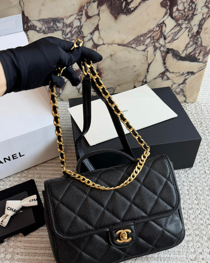Cuero | Quilted Chain Top Handle Bag