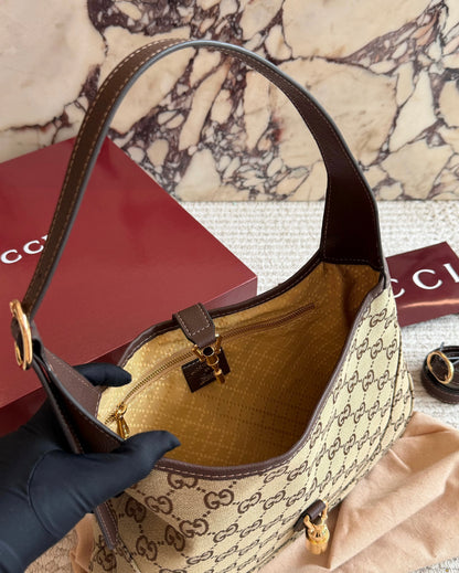 Cuero | GG Canvas Shoulder Bag