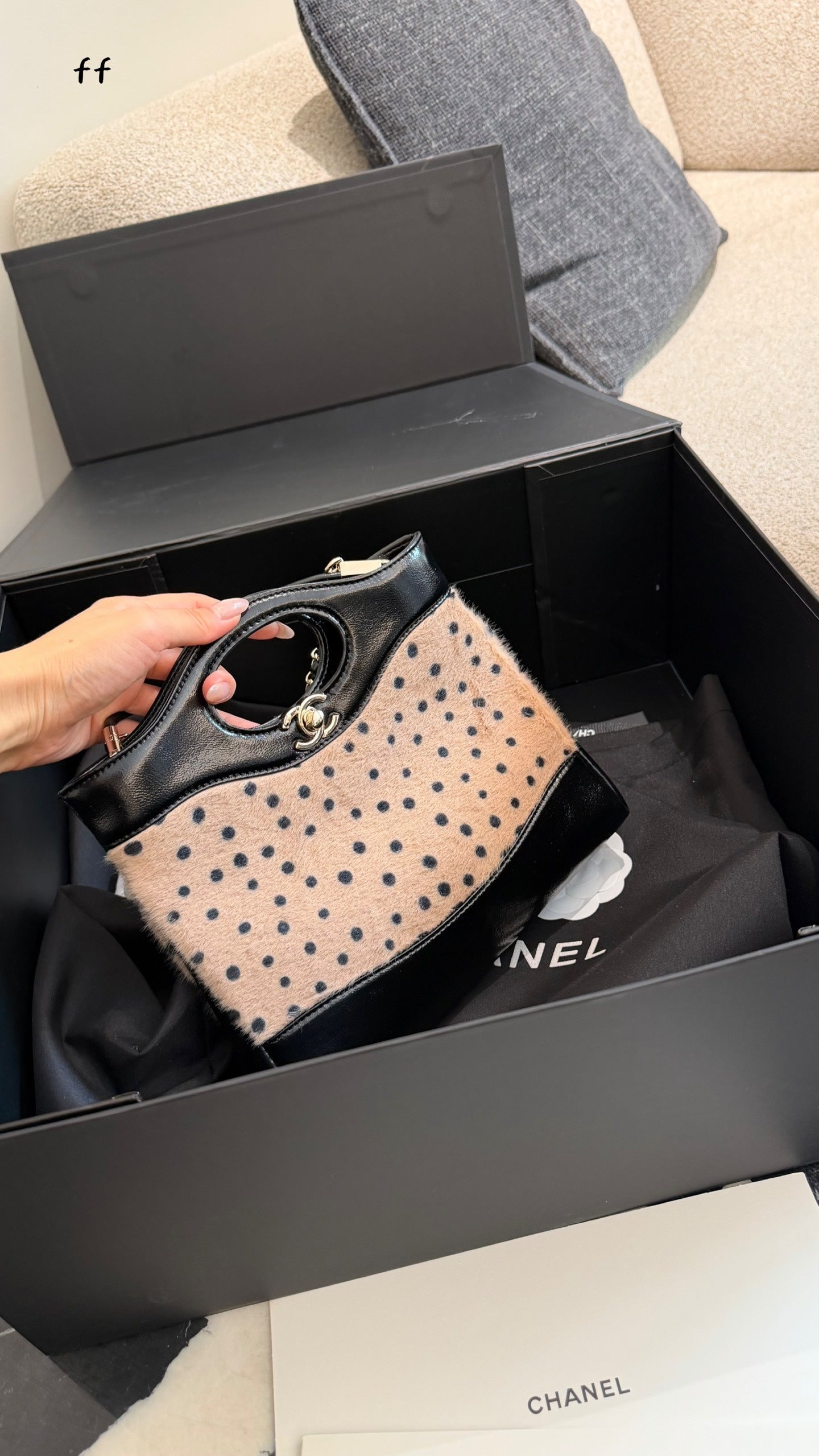Cuero | Polka Dot Top-Handle Bag