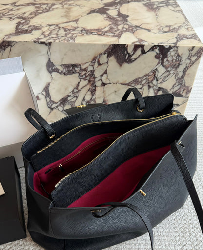 Cuero | Classic Grained Leather Tote