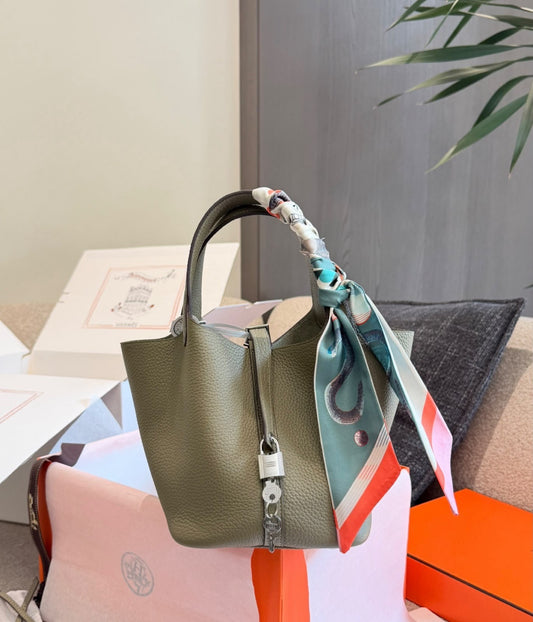 Hermès Picotin Lock Bag 18