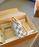 Louis Vuitton Pochette Accessoires – Damier Azur Canvas