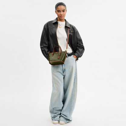 Cuero | TAXI TOTE BAG 21 IN SIGNATURE CANVAS