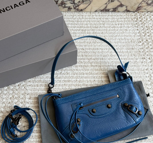 Cuero | Crackle Leather Mini Shoulder Bag