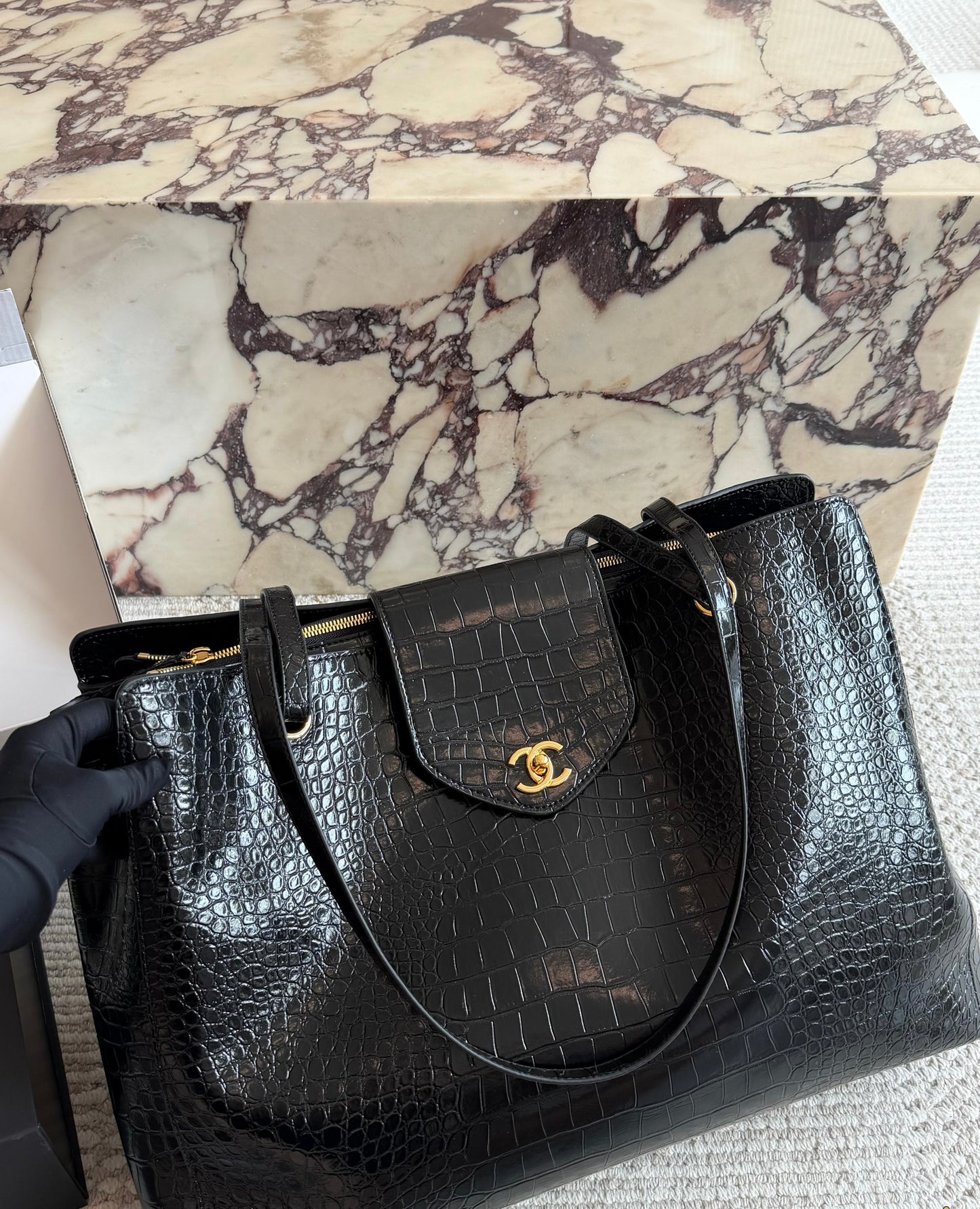 Cuero | Classic Croc Leather Tote