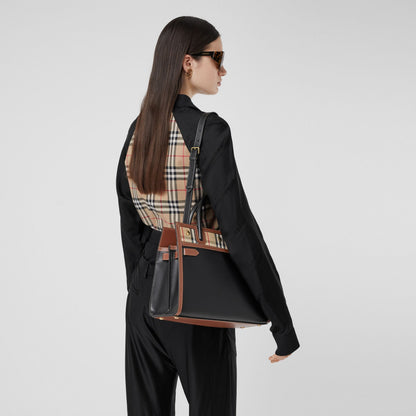 Cuero | 𝐕𝐢𝐧𝐭𝐚𝐠𝐞 𝐂𝐡𝐞𝐜𝐤 𝐓𝐰𝐨-𝐡𝐚𝐧𝐝𝐥𝐞 𝐓𝐢𝐭𝐥𝐞 𝐁𝐚𝐠
