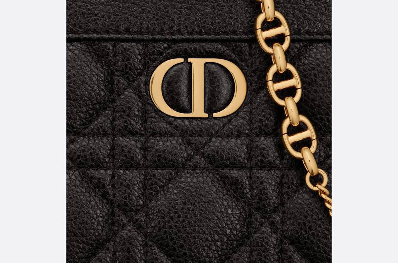 Cuero | CARO ZIPPED POUCH WITH CHAIN