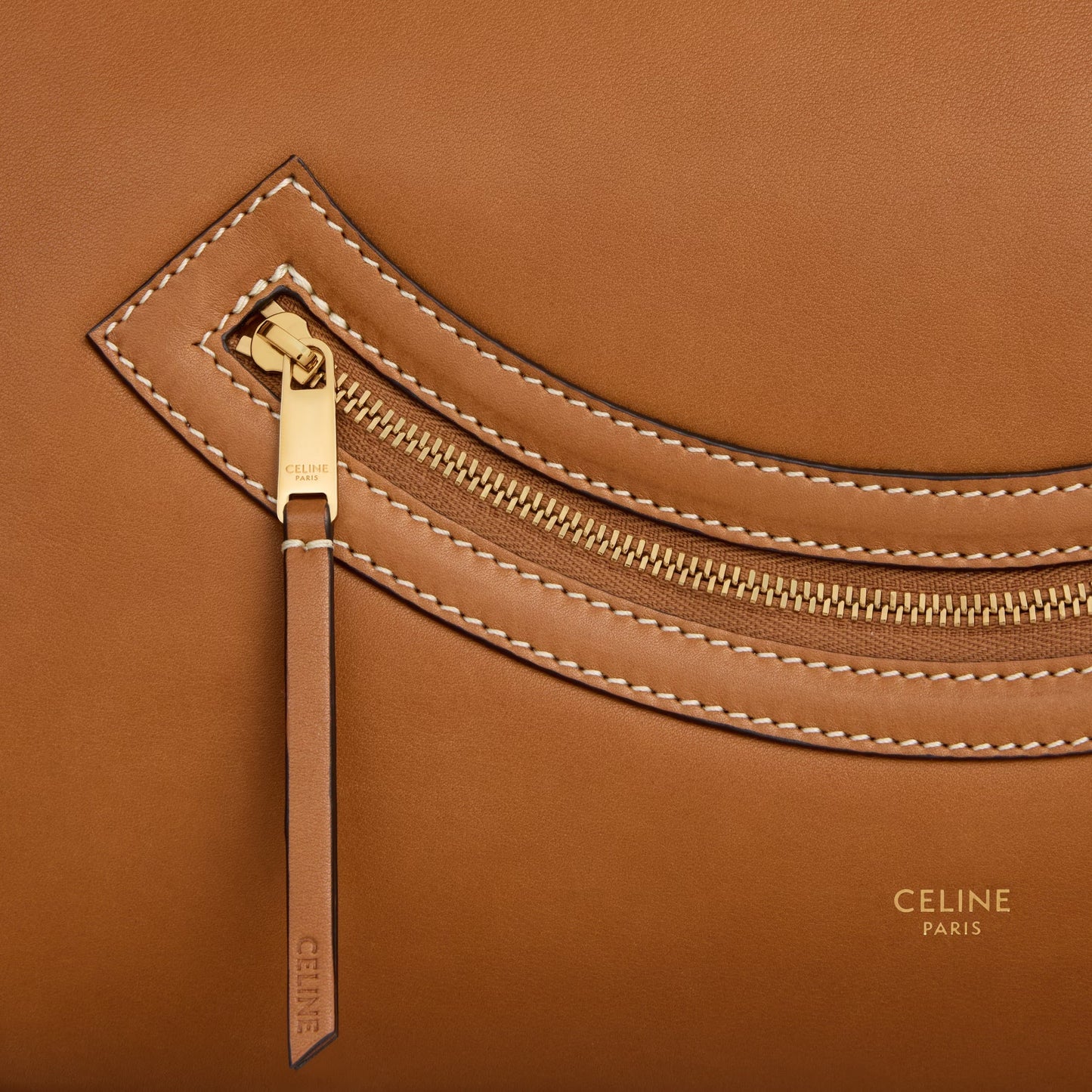 Cuero | SMILE LUGGAGE IN SUPPLE SHINY LAMBSKIN