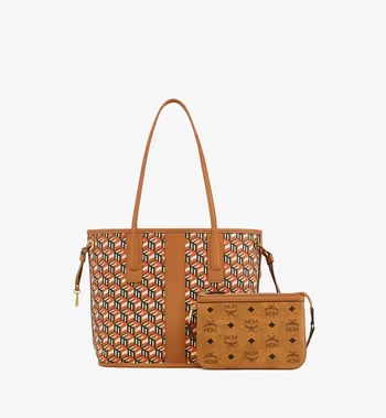 Cuero | MCM Reversible Liz Shopper in Visetos