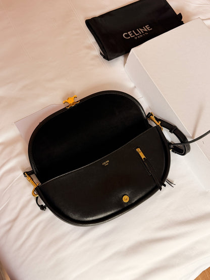 Cuero | Half-Moon Shoulder Bag