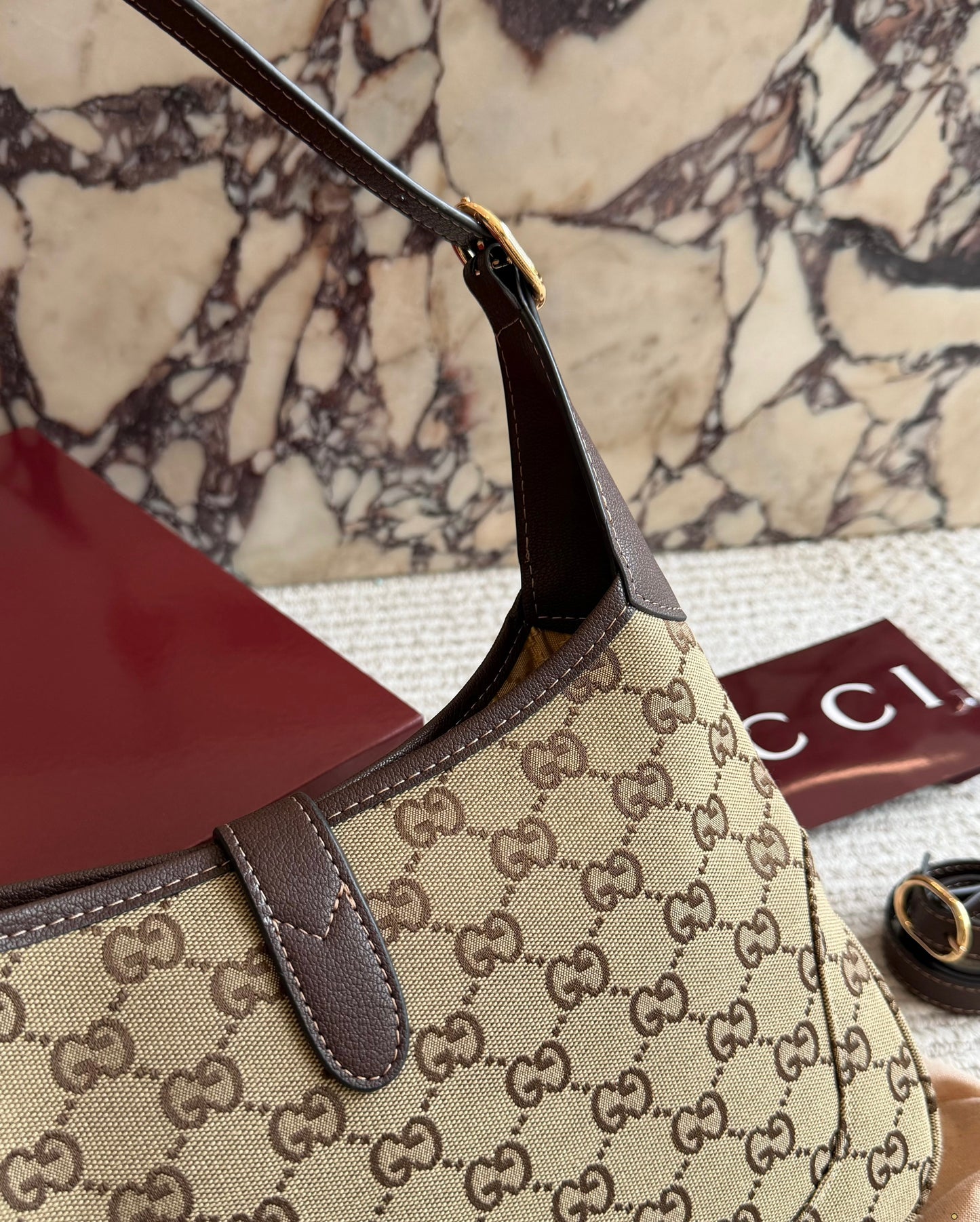 Cuero | GG Canvas Shoulder Bag