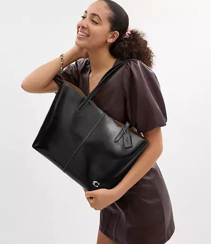Cuero | North Tote 32