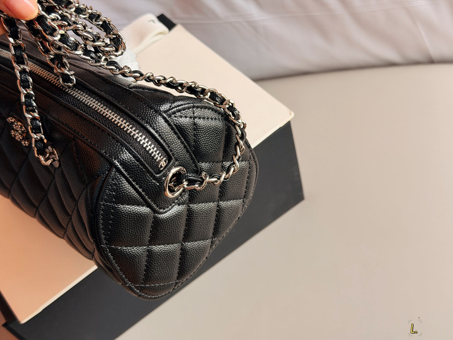 Cuero | Quilted Barrel Bag
