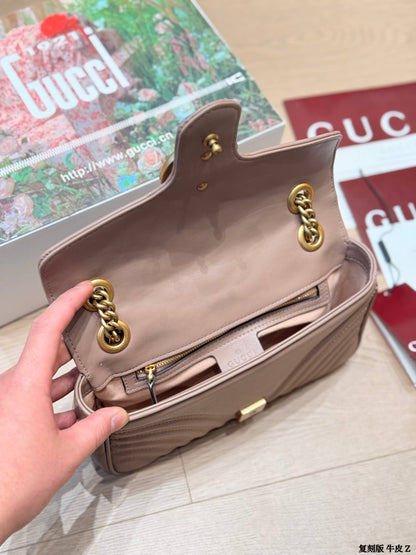 Cuero | GG Marmont Small Chevron Leather Flap Bag