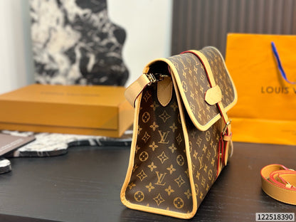 Cuero | Signature Monogram Single Buckle Flap Crossbody Bag - Brown Monogram