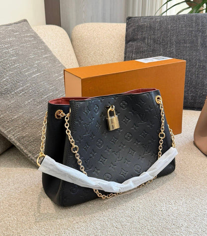 Cuero | Anytime PM Bag