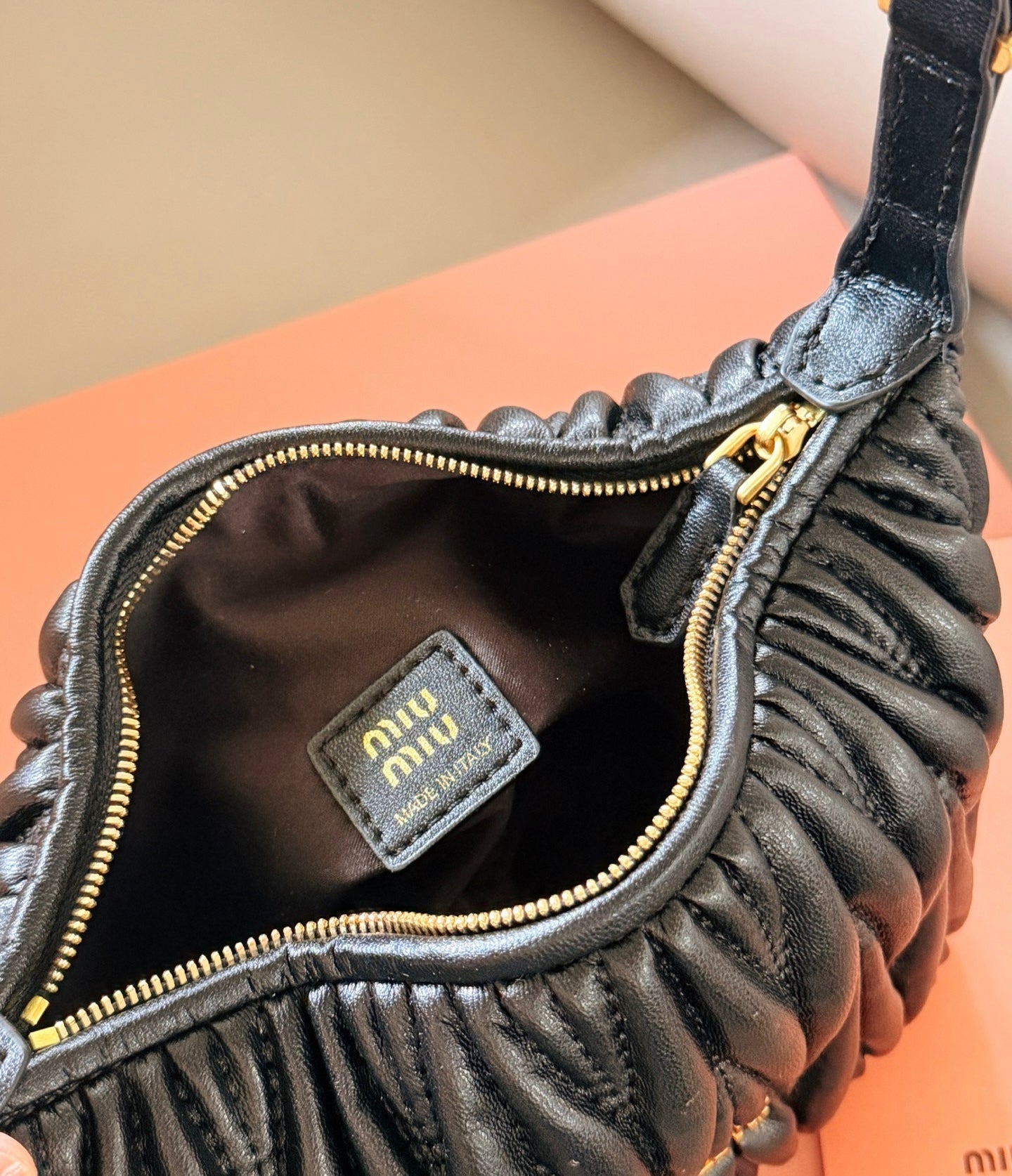 Cuero | Matelassé Leather Shoulder Bag