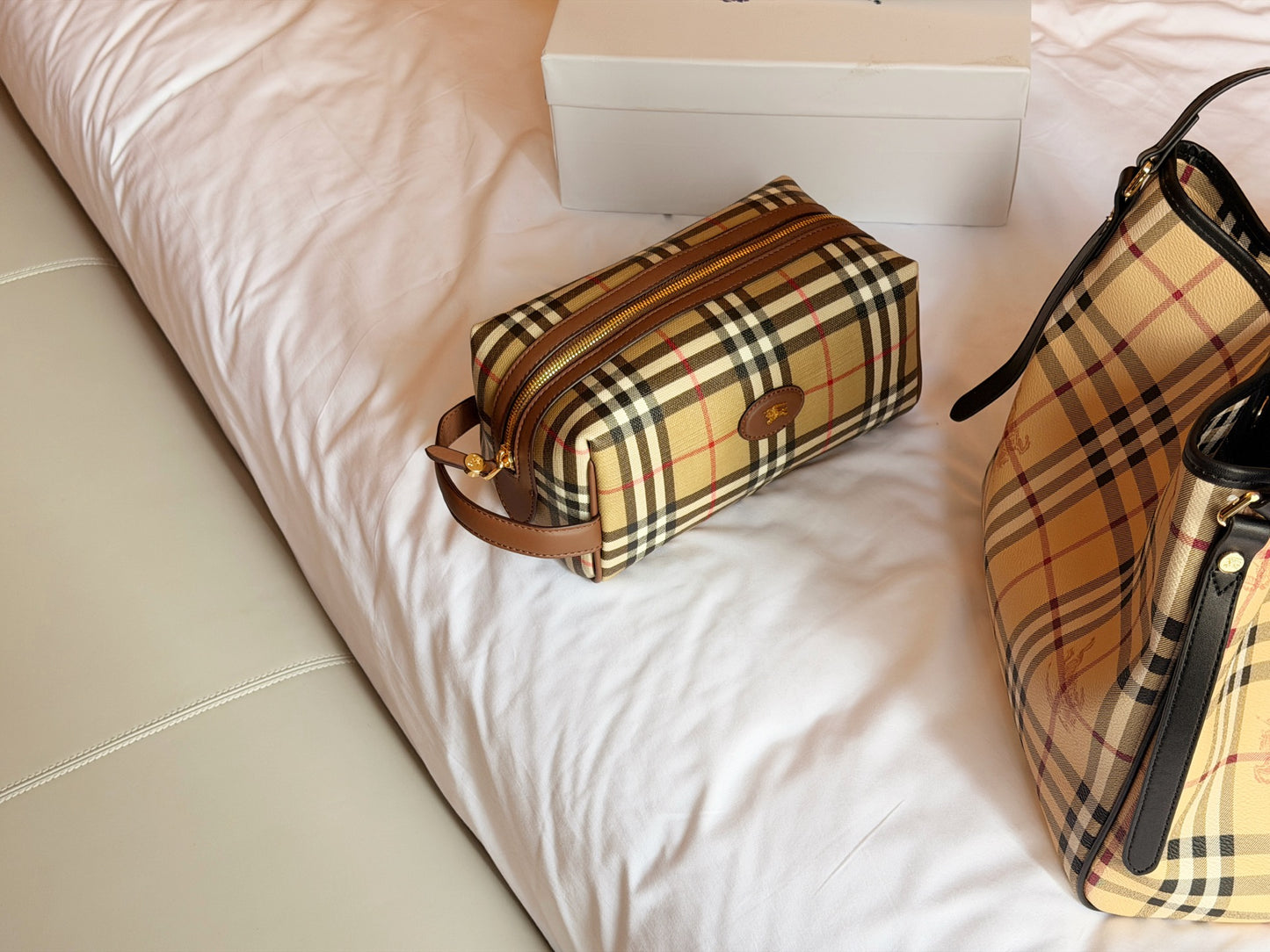 Cuero | Classic Check Cosmetic Pouch