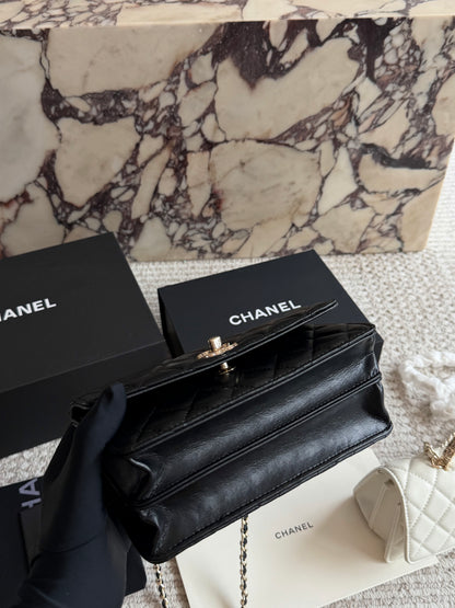 Cuero | Quilted Top Handle Flap Bag