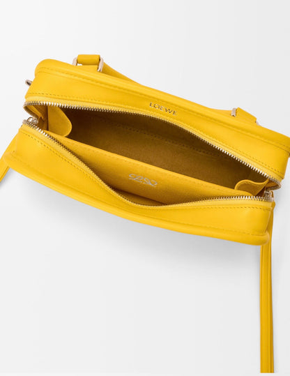Cuero | Mini Amazona 180 bag in suede