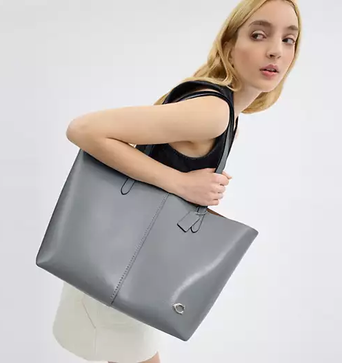 Cuero | North Tote 32