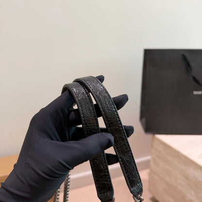 Cuero | Chevron Quilted Shoulder Bag