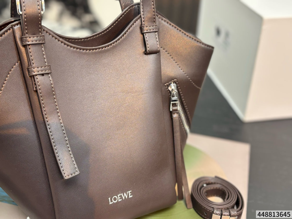 Cuero | Zip Detail Buckle Handle Tote Bag - Chocolate Brown