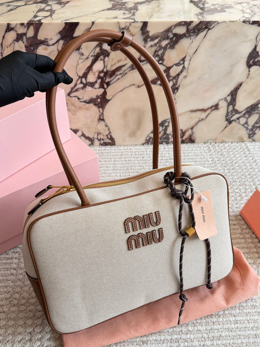 Cuero | Canvas & Leather Barrel Shoulder Bag