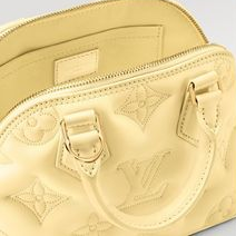 Cuero | Banane' bubblegram Alma BB bag with detachable strap & gold metallic hardware
