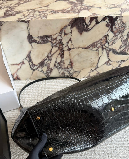 Cuero | Classic Croc Leather Tote