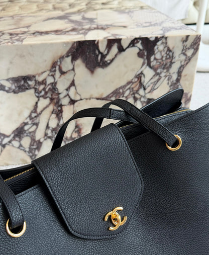 Cuero | Classic Grained Leather Tote