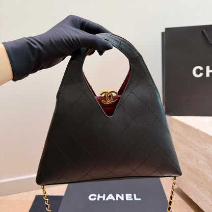 Cuero | Quilted Triangle Top-Handle Bag