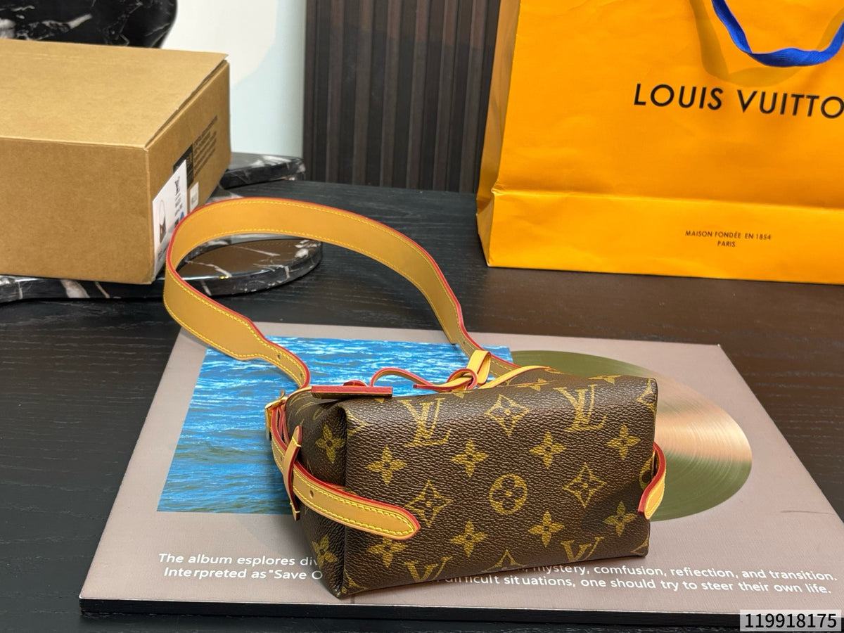 Cuero | Signature Monogram Mini Bow Crossbody Bag - Brown Monogram