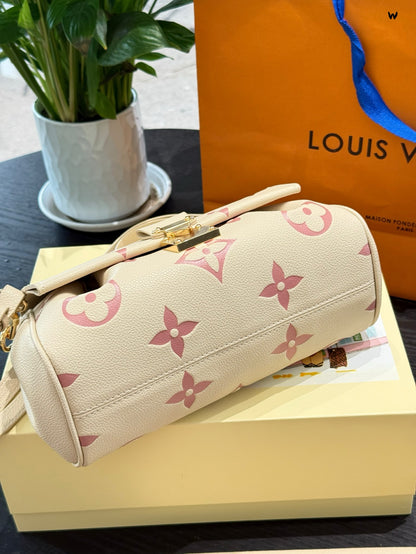 Cuero | Two-Tone Monogram East-West Flap Crossbody - Cream Pink