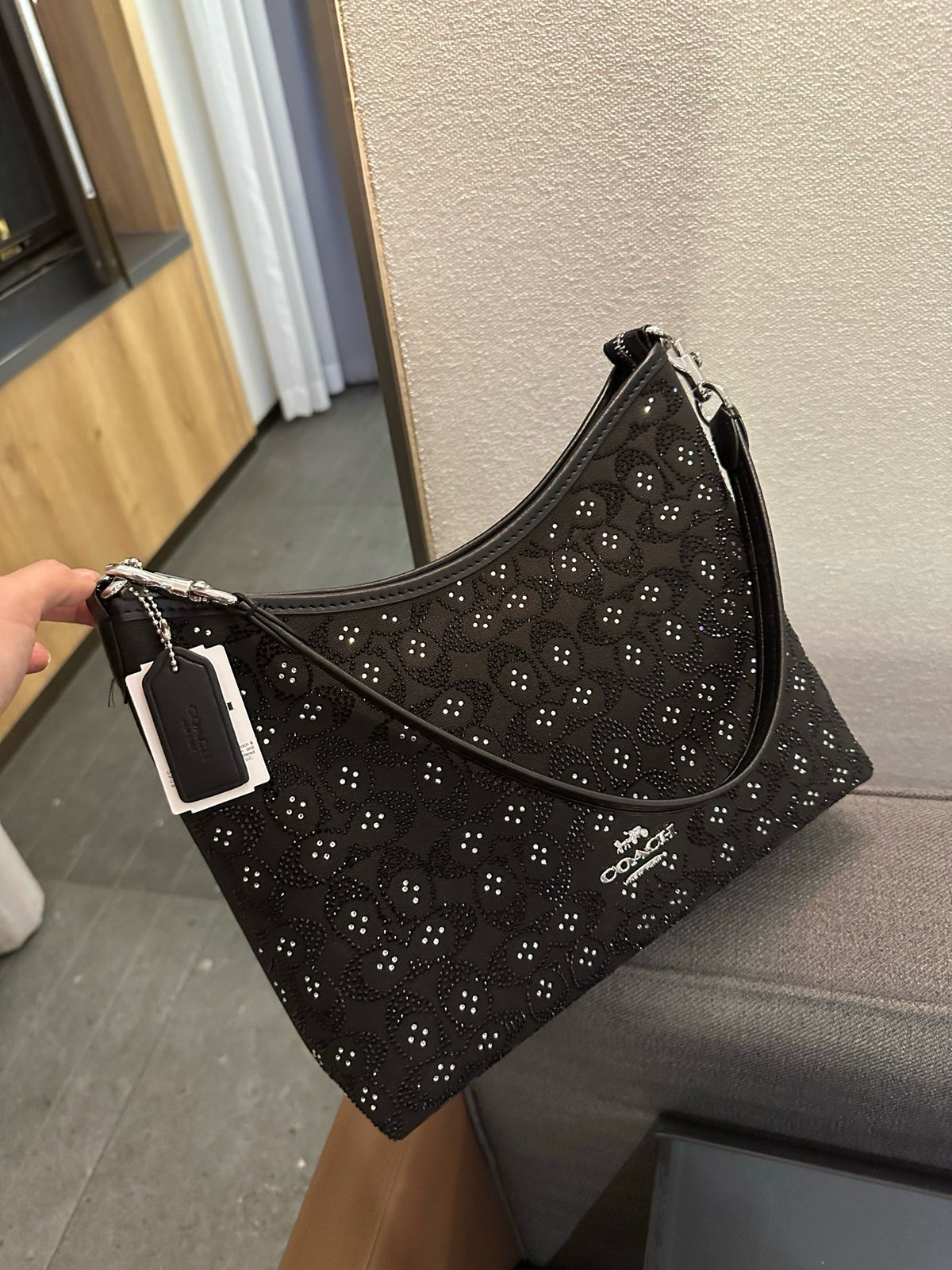 Cuero | Signature Rhinestone Shoulder Bag - Black