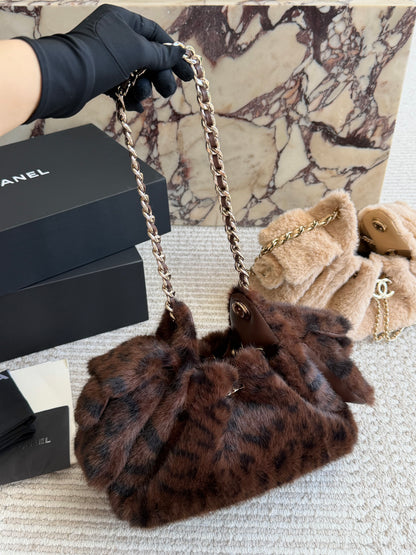 Cuero | Plush Faux Fur Drawstring Shoulder Bag