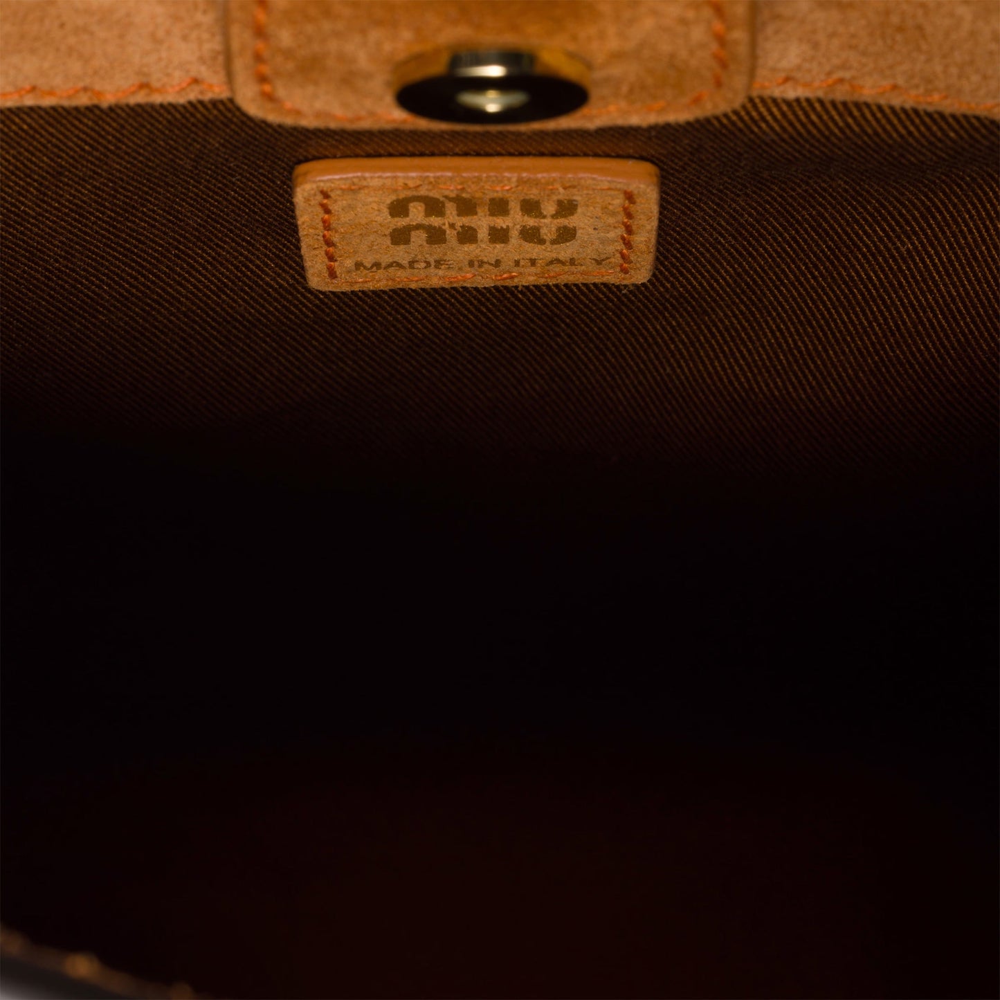 Cuero | Leather bucket bag