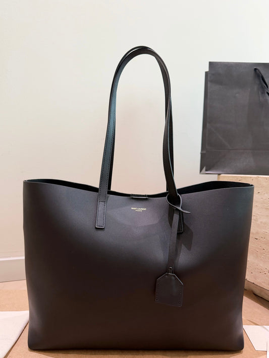 Cuero | Minimalist Tote Bag