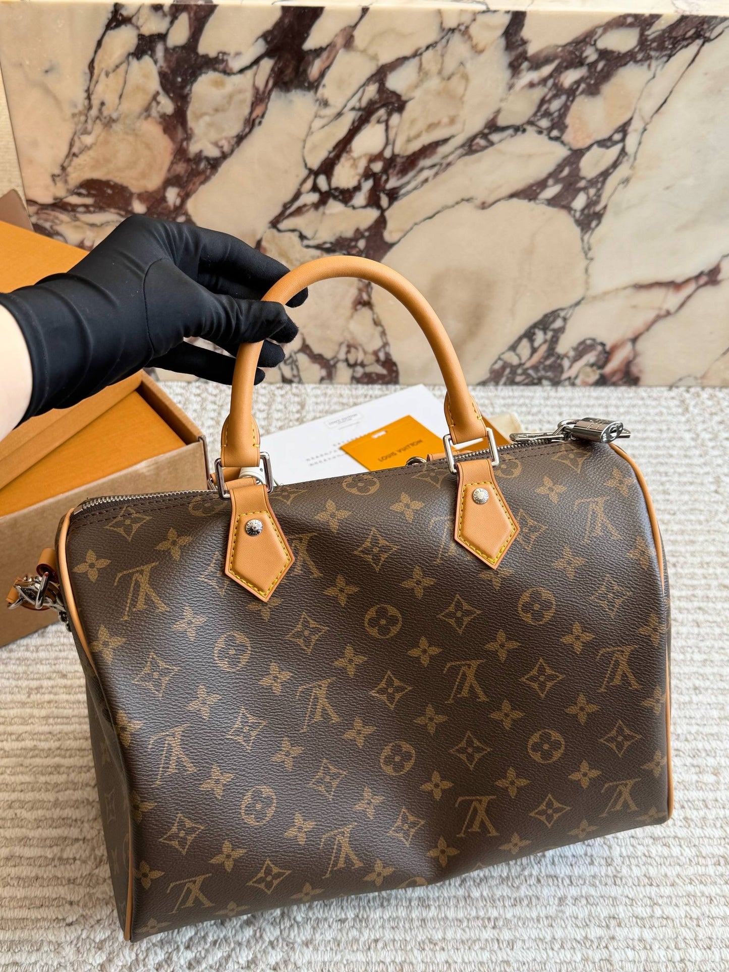 Cuero | 57th Street NYC Speedy Bandoulière 30