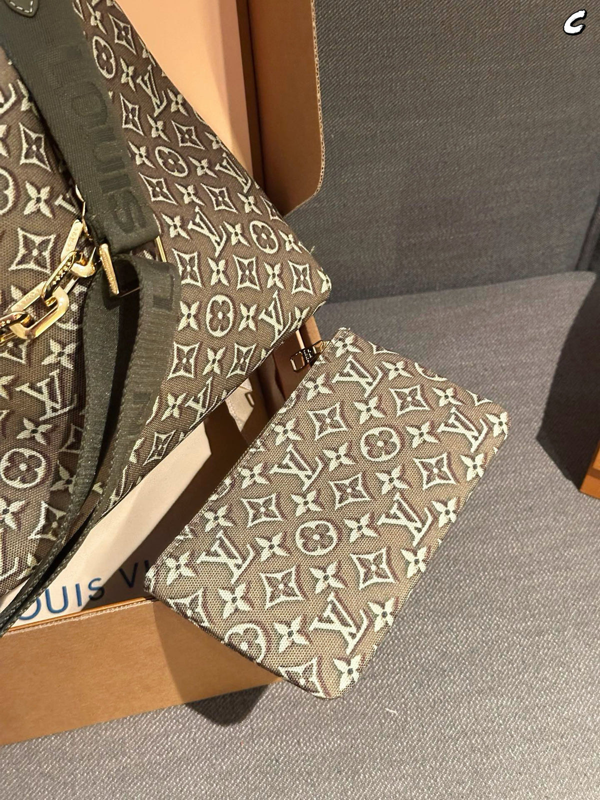 Cuero | Monogram Jacquard Chain Link Hobo Bag with Pouch - Olive Green