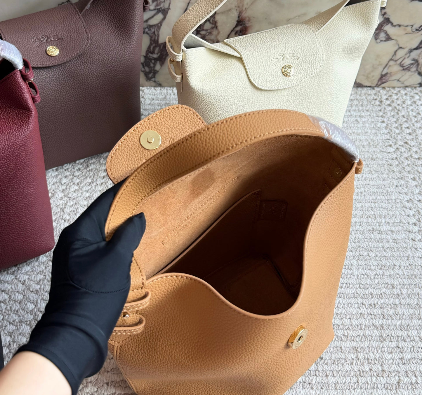 Cuero | Pebbled Leather Hobo Shoulder Bag