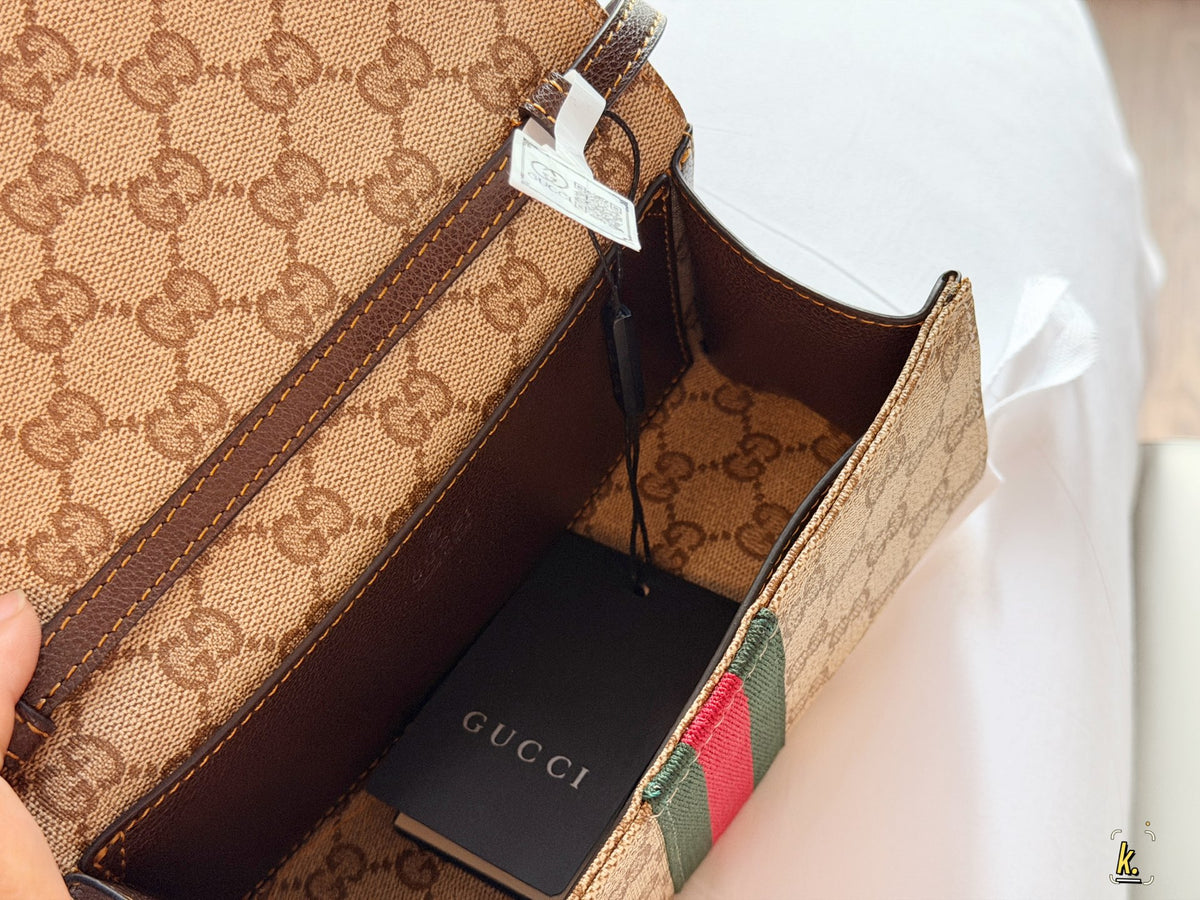 Cuero | Signature Stripe Baguette Bag - Beige