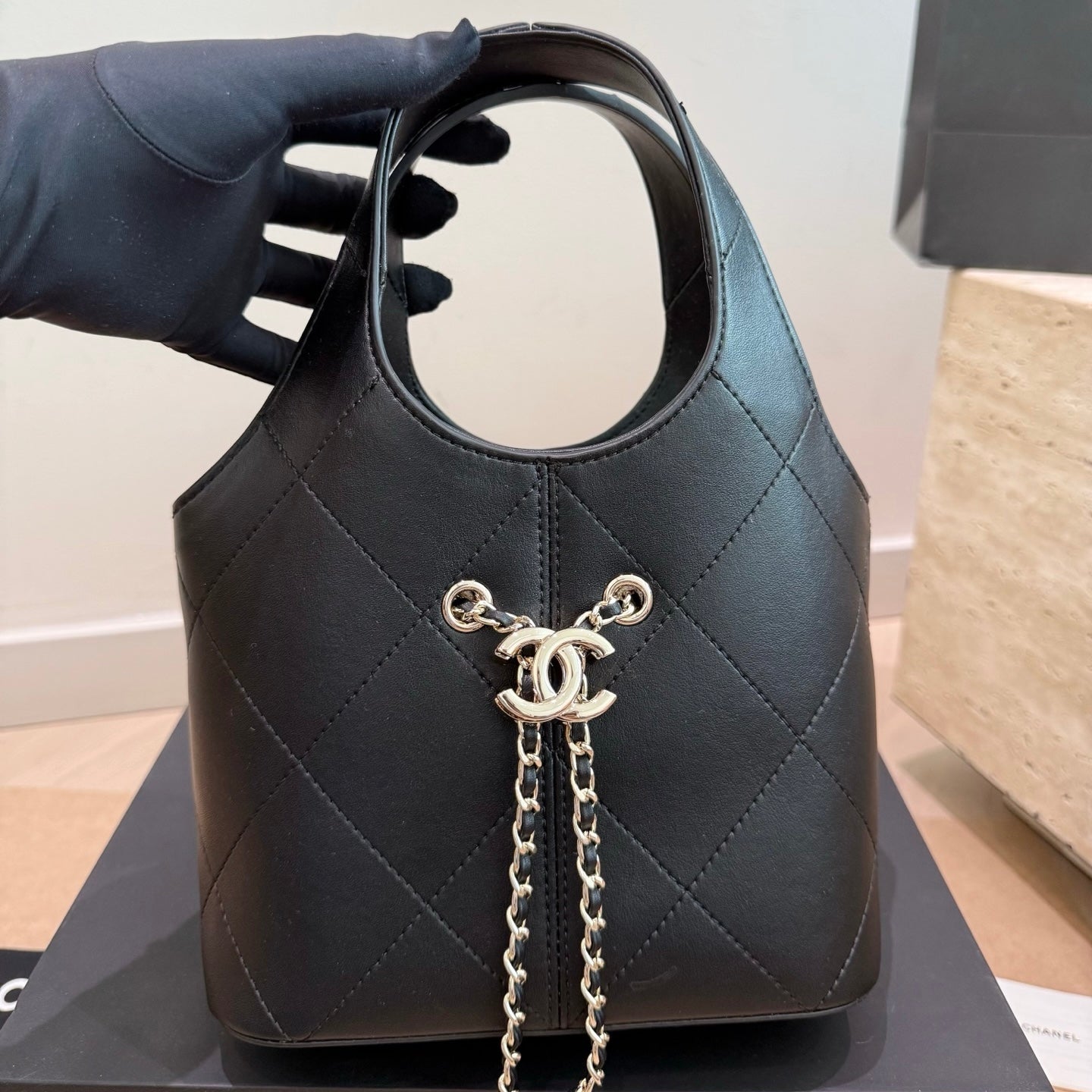 Cuero | Quilted Hobo Bag