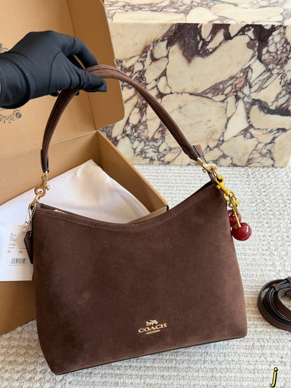 Cuero | Suede Shoulder Bag Brown