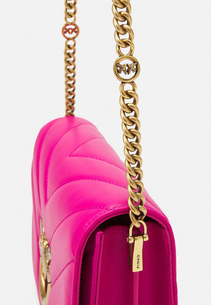 Cuero | Love Click Classic Pink Bag