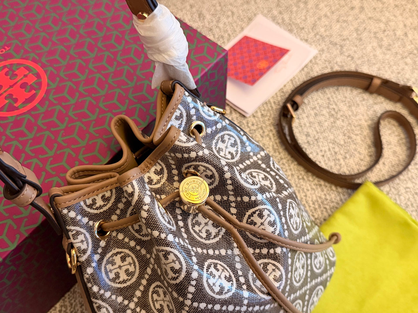 Cuero | Monogram Bucket Bag Set