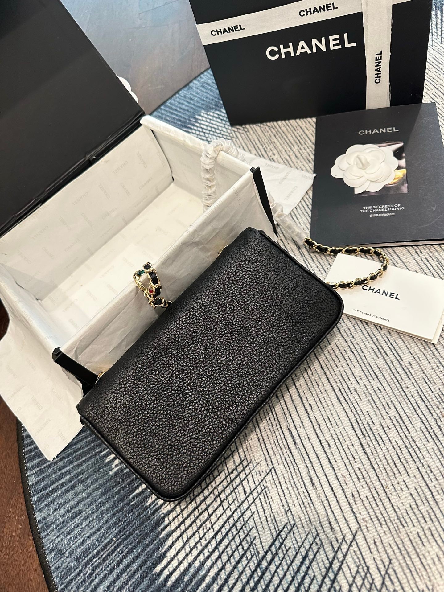 Cuero | Chain Shoulder Bag Black