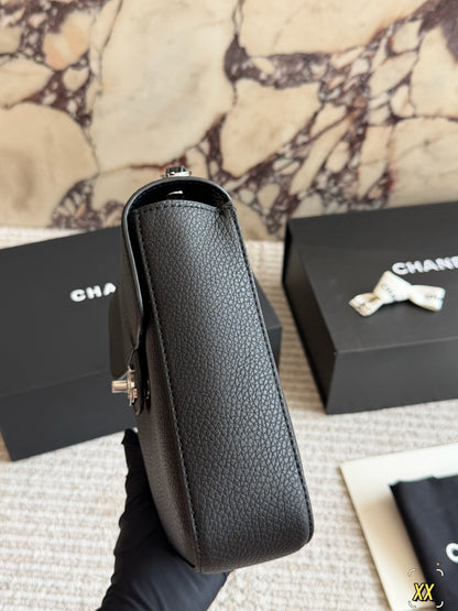 Cuero | Mini Phone Bag Black