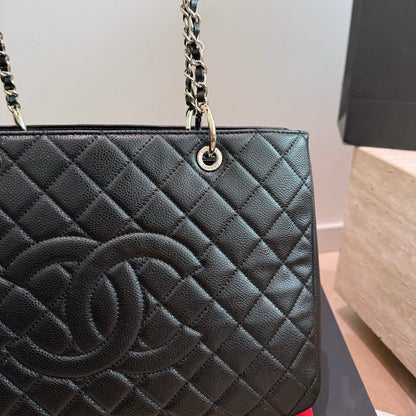 Cuero | Quilted Shopper Tote