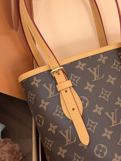 Cuero | Monogram Bucket Tote Bag Brown